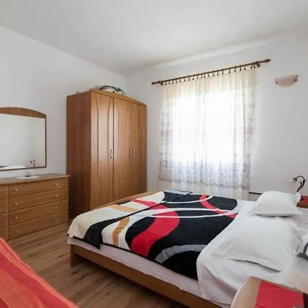 Alana - Two Bedroom With Terrace And Sea View - St *