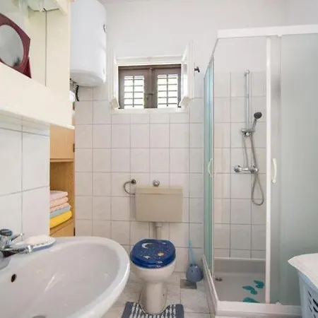 Alana - Two Bedroom With Terrace And Sea View - St *