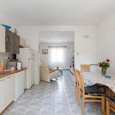 דירה Alana - Two Bedroom With Terrace And Sea View - St